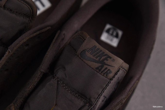 Cheap TBkick Travis Low Scott DM7866-202 x OG Air 1 Velvet Brown Jordan 0722